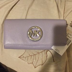 Michael Kors Lilac Flap Continental